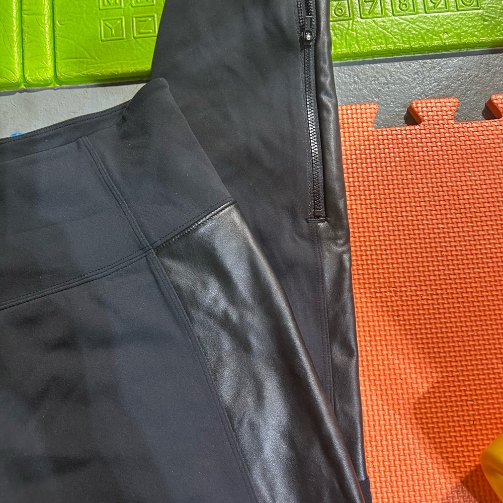 Athleta dress pants - Picture 2 of 4